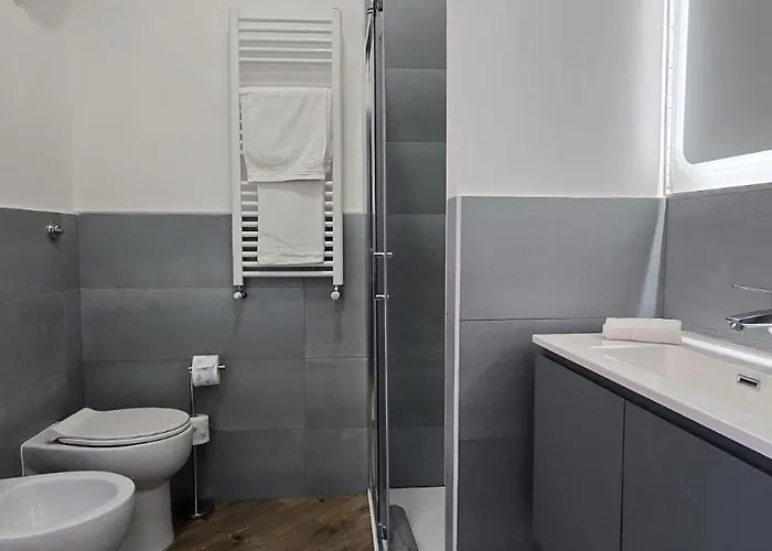 Rbr Relax Boutique - Adiacente Metropolitana Per Il Centro Di Apartamento Roma