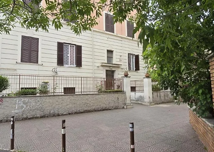 Rbr Relax Boutique - Adiacente Metropolitana Per Il Centro Di *