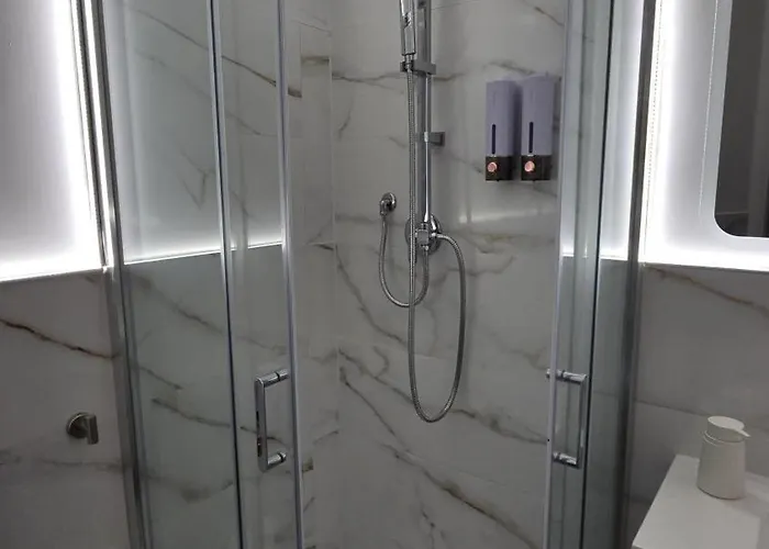Rbr Relax Boutique - Adiacente Metropolitana Per Il Centro Di *